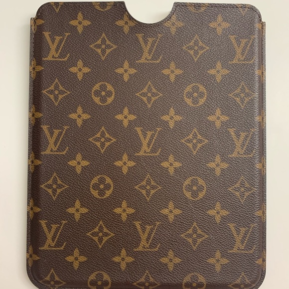 Louis Vuitton iPad cover/case - Picture 2 of 7